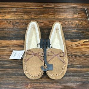 Chestnut moccasin women’s size 9